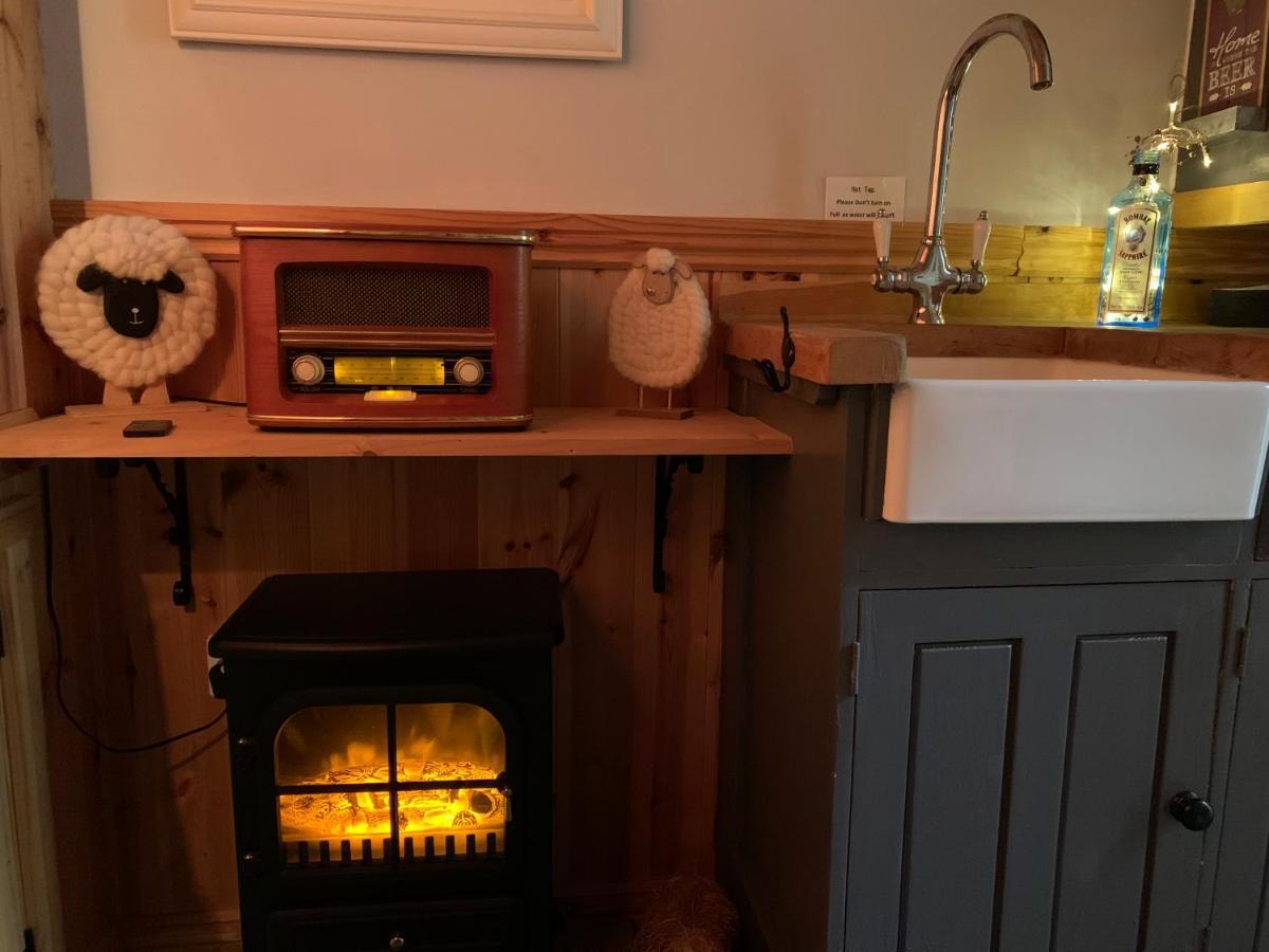 Sheepwash Shepherds Hut Bebside المظهر الخارجي الصورة